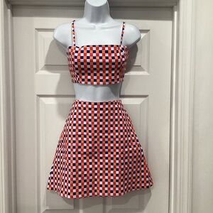 Social Tourist checkered skirt set